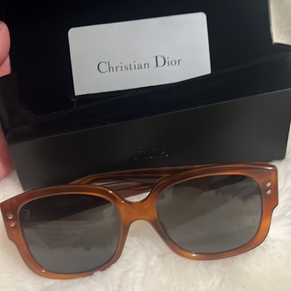 ❌Lady  Dior Sunglasses 🕶️❌sold❌ - Picture 10 of 11